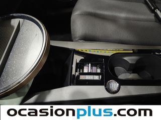 Lancia Ypsilon Hybrid 74 kW (100 CV)