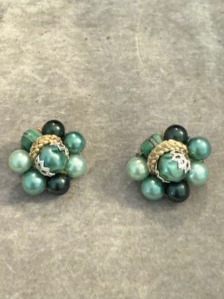 Pendientes Zara verdes dorados