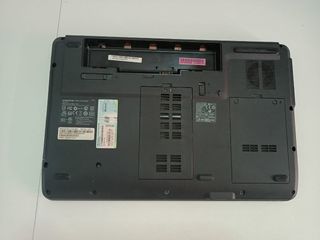 eMachines E527 Notebook Intel celeron 900  2gb leg