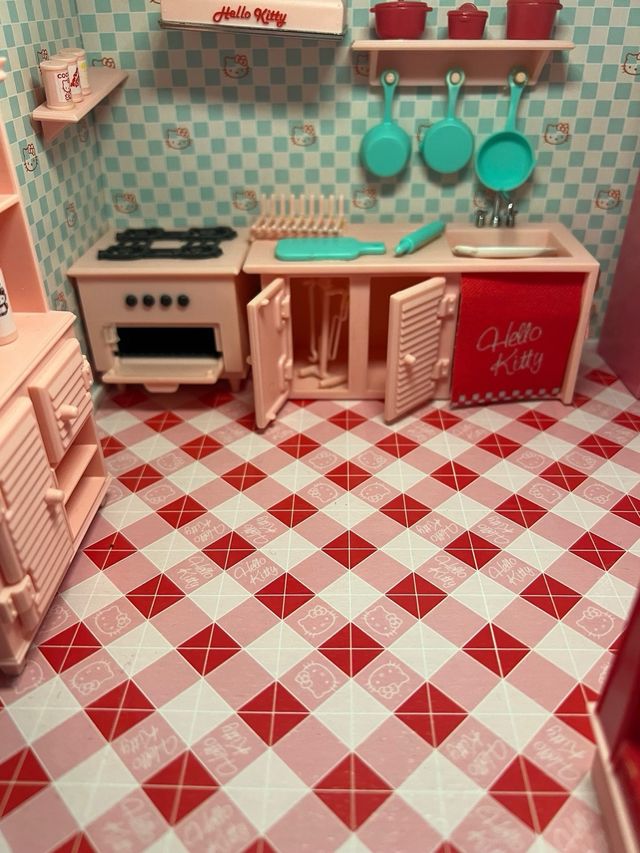 Casa Hello Kitty - Muñecas