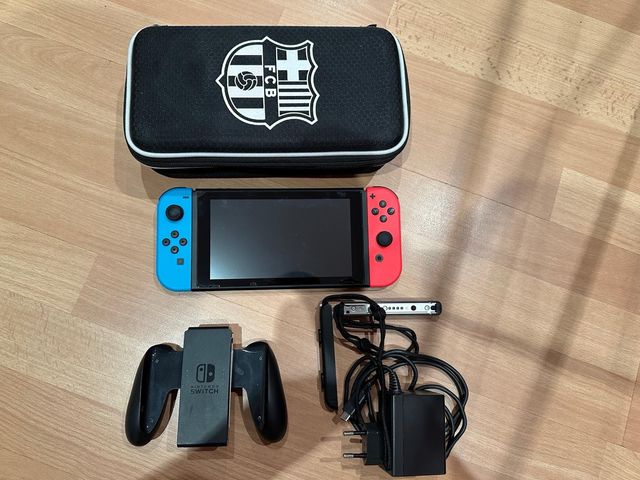Nintendo Switch azul/rojo