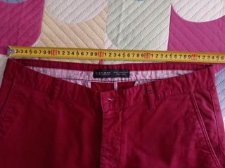 Pantalones Zara