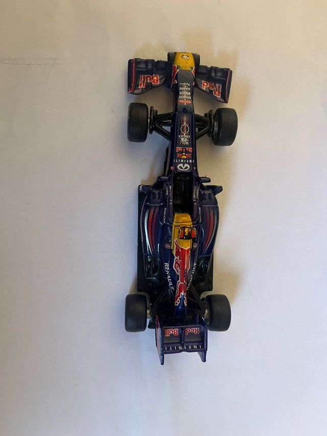 Red Bull RB9 #1 Vettel 1/32