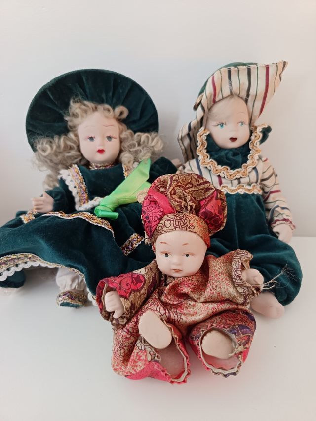 Bambole in porcellana anni '80 vintage