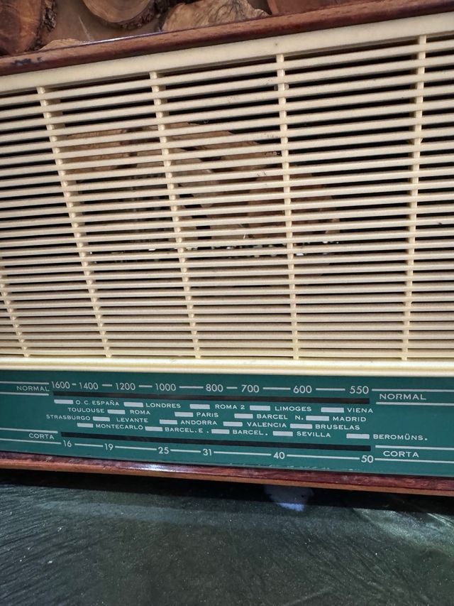 Radio antigua años 60