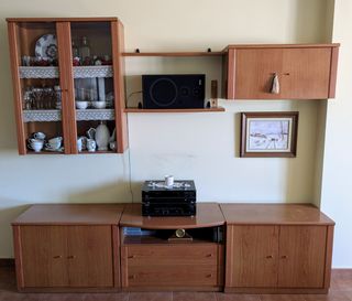 Mueble de salón de madera