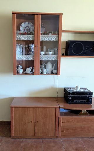 Mueble de salón de madera
