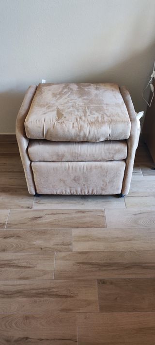 Poltrona letto beige in microfibra