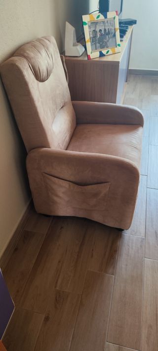 Poltrona letto beige in microfibra