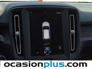 Volvo XC40 T2 Essential 95 kW (129 CV)
