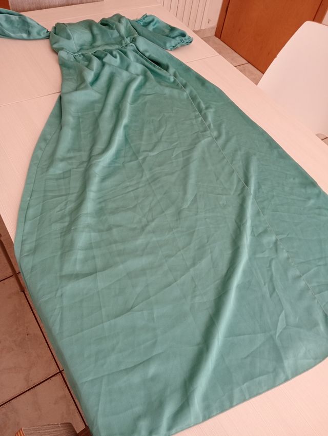 Vestito lungo raso verde