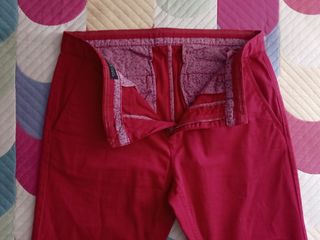 Pantalones Zara