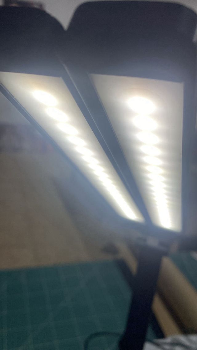 Lampara Escritorio LED Rigors - Doble Cabeza