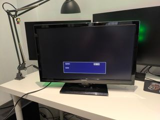 TV Philips LED 24" HD - Negro