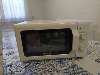 Microondas Taurus - Blanco