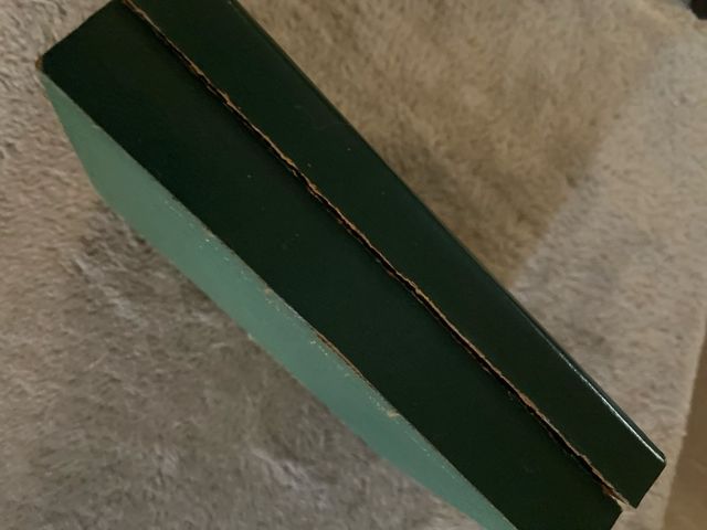 Caja Omega vintage verde años 70