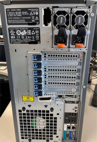 Dell PowerEdge T320 Server - Xeon E5-2440v2