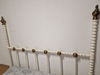 Cabecero antiguo metal clásico restaurado