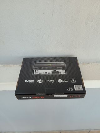 Decodificador: Iris 9700HD 02