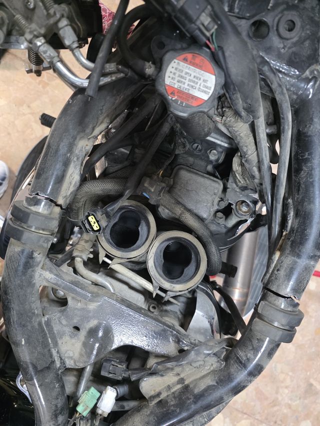 Motor Suzuki Intruder 800 inyección