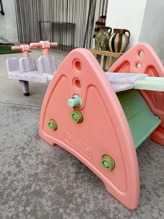 Tobogán y balancín infantil FEBER