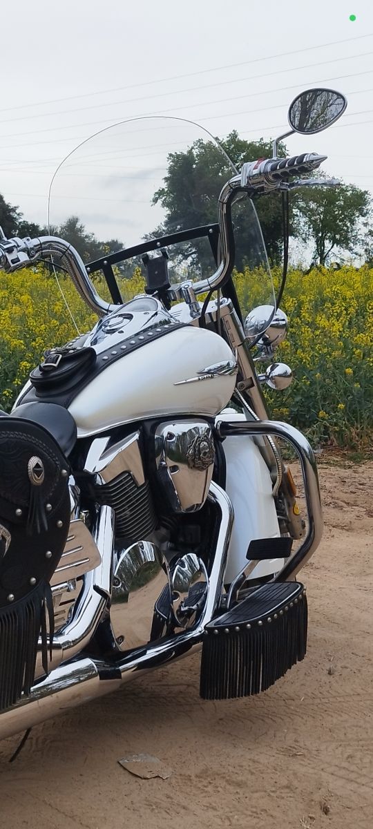 ESPECTACULAR Honda VTX 1300S,