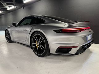 Porsche 911 992 - TURBO S - 17.000 KMS - NUEVO