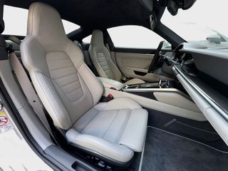 Porsche 911 992 - TURBO S - 17.000 KMS - NUEVO