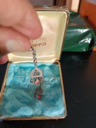 Pendientes isabelinos plata coral y marquesitas.