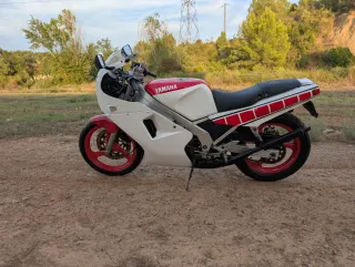 Yamaha TZR 250 2MA - Moto