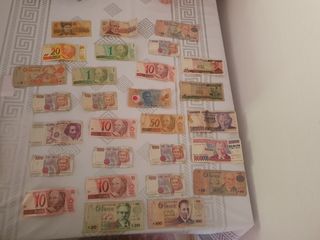 Billetes antiguos varios paises