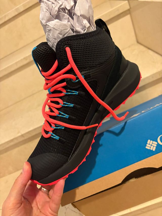 Bota Columbia Trailstorm Mid Waterproof 38