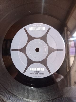 Vinilo makina remember 