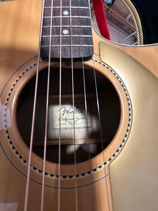 Guitarra acústica FENDER SONORAN