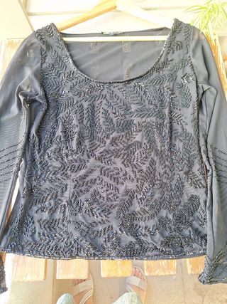 Remera elegante mujer