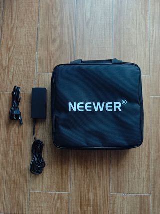 Panel LED para vídeo y fotografia Neewer SNL530