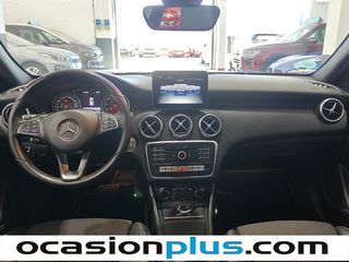 Mercedes-Benz Clase A 180 90 kW (122 CV)