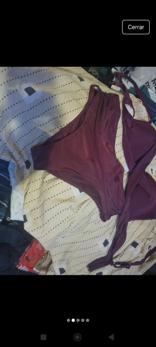 Bikini color burdeos sin estrenar 
