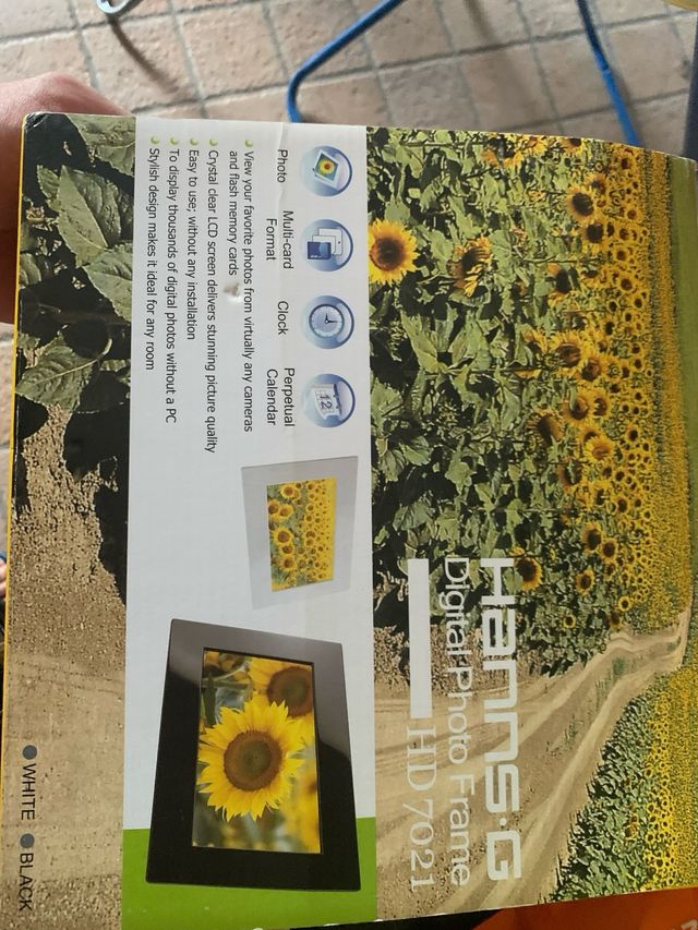 HannStar Cornice Foto Digitale HD7021