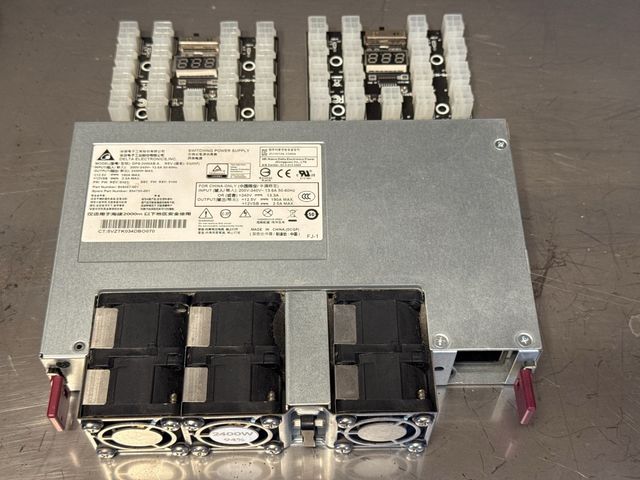 PSU - Fonte DELTA 2400W - DPS-2400AB - 94%