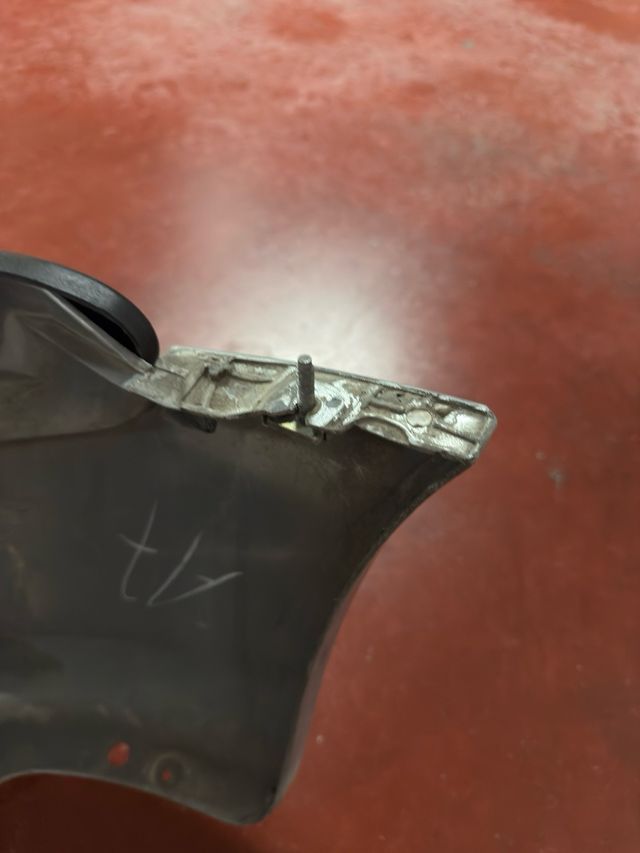 Paragolpes delantero Peugeot 206