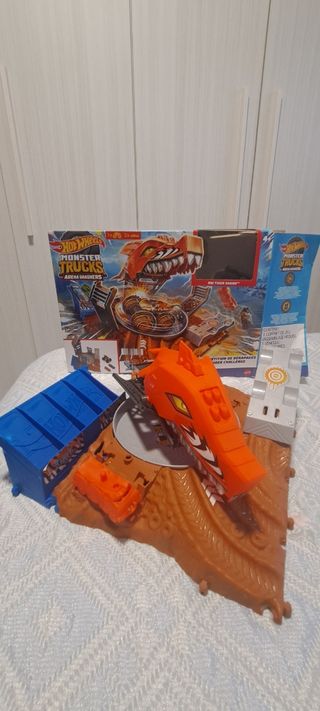 Hot Wheels Monster Trucks Arena Smashers
