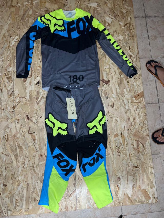 Equipación Hombre Motocross FOX