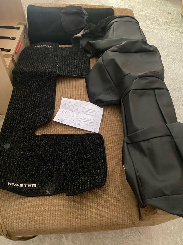 findas y alfombrilla para fuegoneta Renault Nova