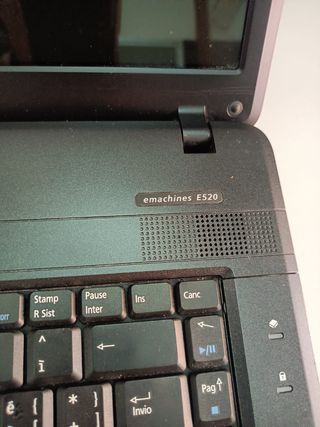 Emachines E520 Notebook si accende leggi 