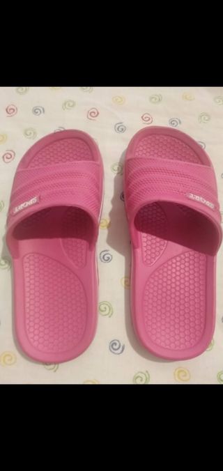 Chanclas de niña