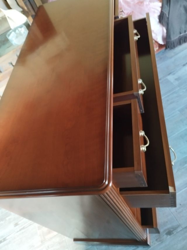 Cómoda madera