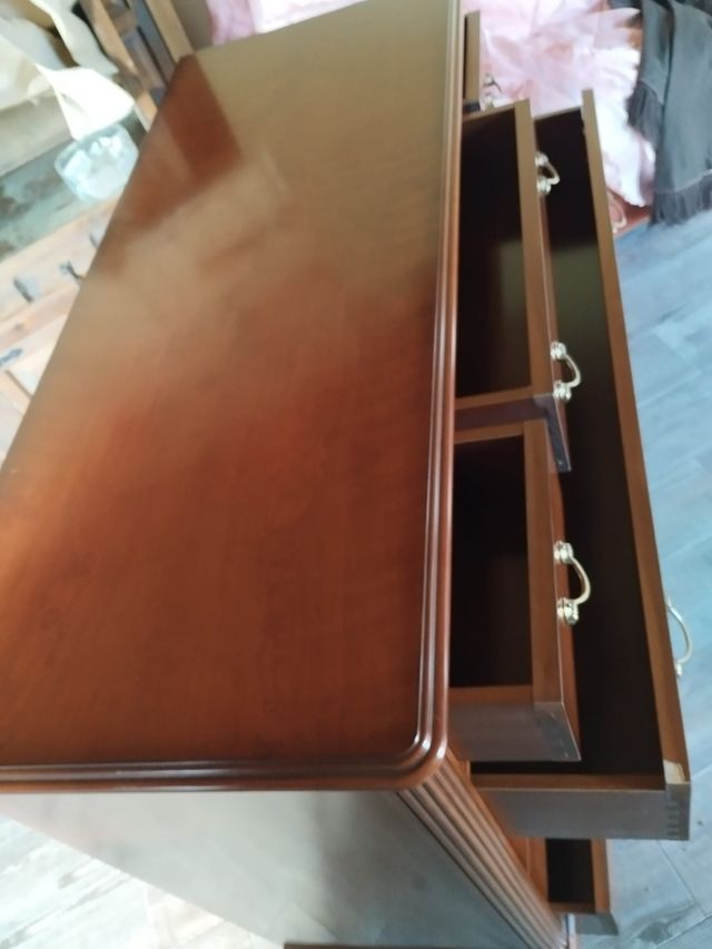 Cómoda madera