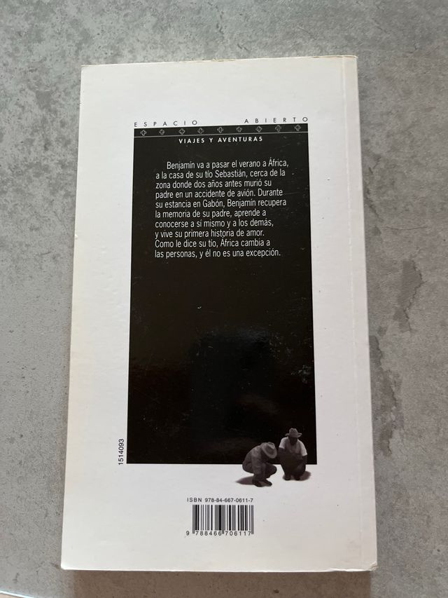 El medallón perdido (Espacio Abierto / Open Spa...