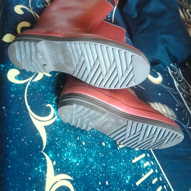 Botas Aigle rojas mujer